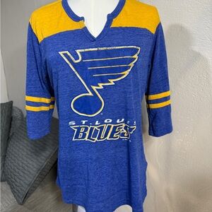 Women’s St. Louis Blues NHL 3/4 Sleeve Split Neck Tee Size L Royal blue and gold